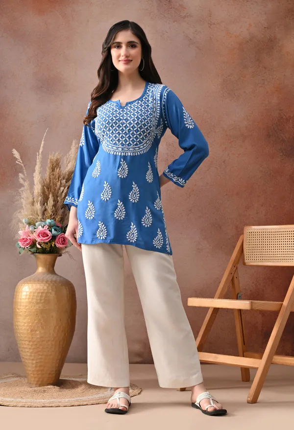 Blue_Hand-Embroidered_Chikankari_Rayon_Short_Kurta