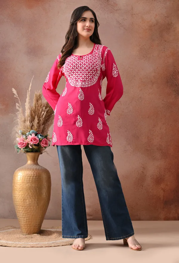 Pink_Hand-Embroidered_Chikankari_Rayon_Short_Kurta