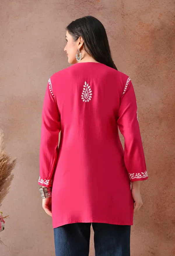 Pink_Hand-Embroidered_Chikankari_Rayon_Short_Kurta