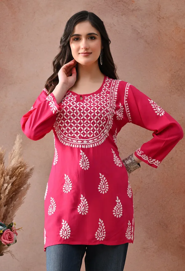 Pink_Hand-Embroidered_Chikankari_Rayon_Short_Kurta