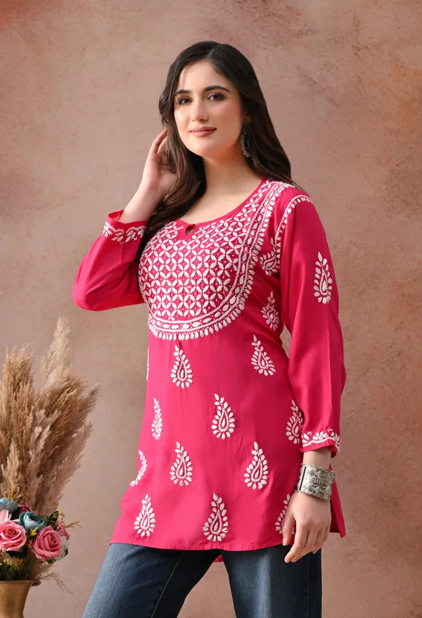 Pink_Hand-Embroidered_Chikankari_Rayon_Short_Kurta