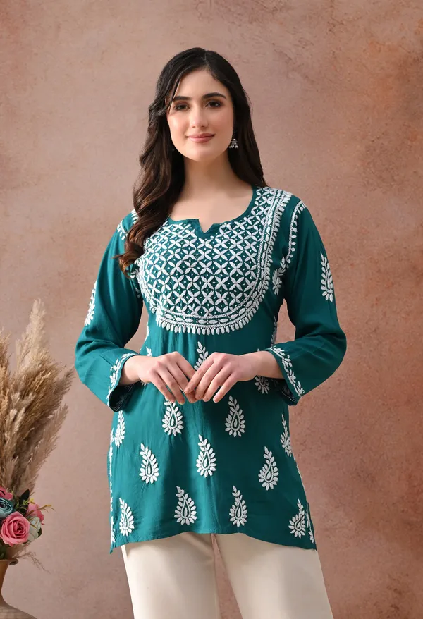 Teal_Hand-Embroidered_Chikankari_Rayon_Short_Kurta