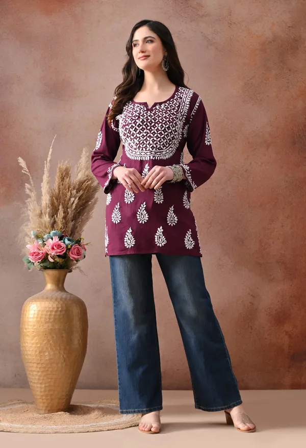 Teal_Hand-Embroidered_Chikankari_Rayon_Short_Kurta