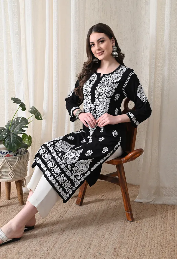 Black_&_White_Hand-Embroidered_Chikankari_Rayon_Straight_Kurta