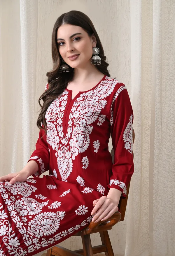 Maroon_&_White_Hand-Embroidered_Chikankari_Rayon_Straight_Kurta