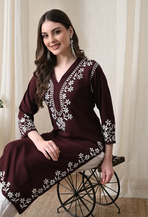 Blue_Hand-Embroidered_Chikankari_Rayon_Straight_Kurta