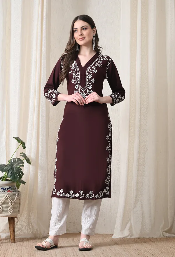 Blue_Hand-Embroidered_Chikankari_Rayon_Straight_Kurta