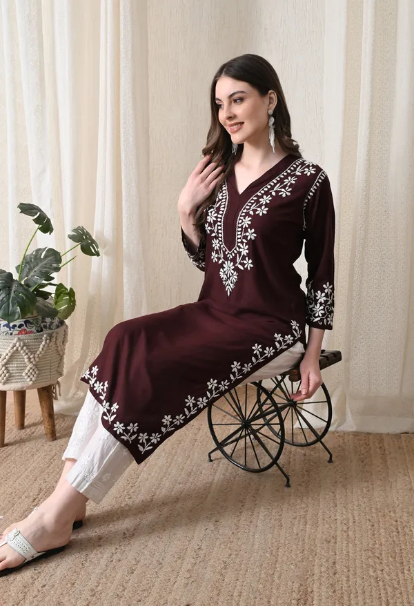 Blue_Hand-Embroidered_Chikankari_Rayon_Straight_Kurta
