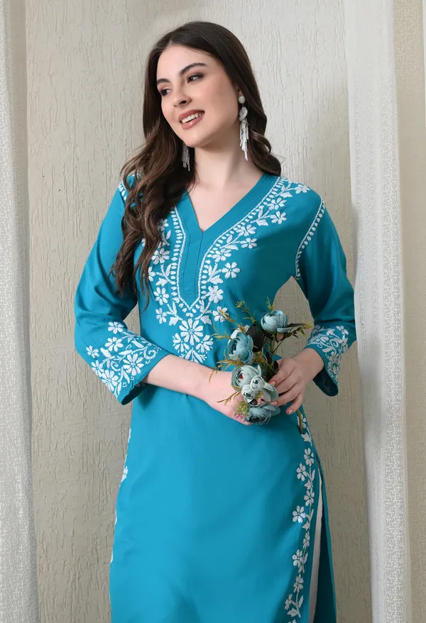 Blue_Hand-Embroidered_Chikankari_Rayon_Straight_Kurta