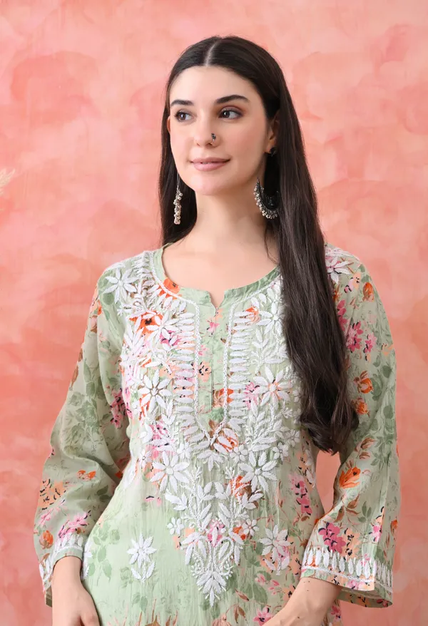 Hand_Embroidered_Chikankari_Mulmul_Floral_Print_Kurta-Light_Green