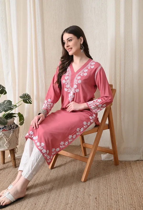 Onion_Pink_Hand-Embroidered_Chikankari_Rayon_Straight_Kurta
