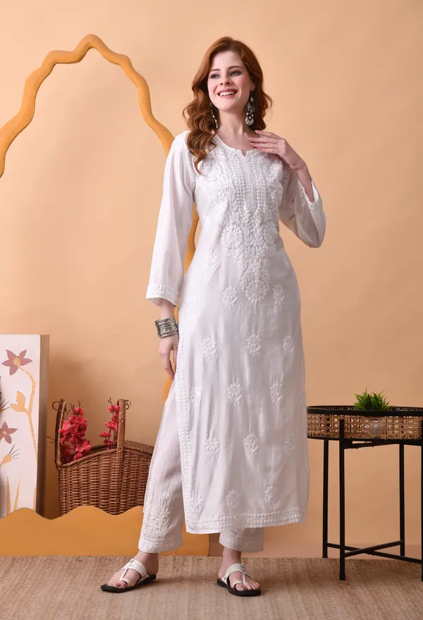 White_Chanderi_Hand_Embroidered_Chikankari_Kurta
