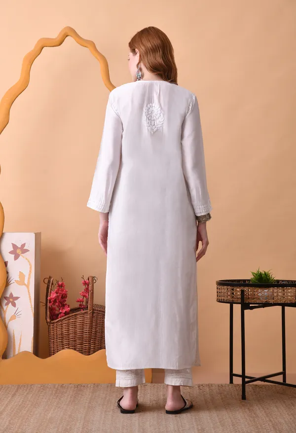 White_Chanderi_Hand_Embroidered_Chikankari_Kurta