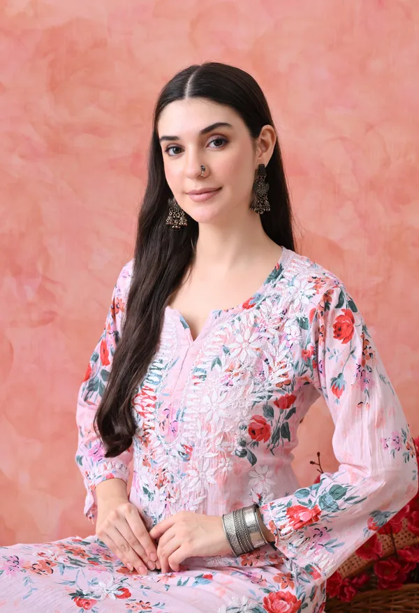 Hand_Embroidered_Chikankari_Mulmul_Floral_Print_Kurta-Pink