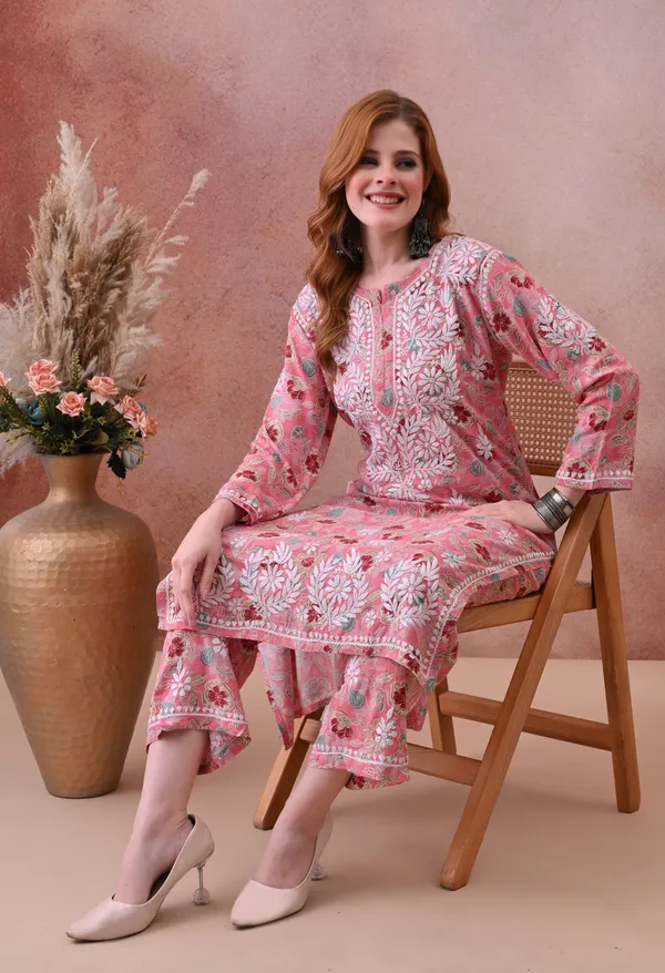 Pink_Hand-Embroidered_Chikankari_Rayon_Kurta_&_Pant_Set
