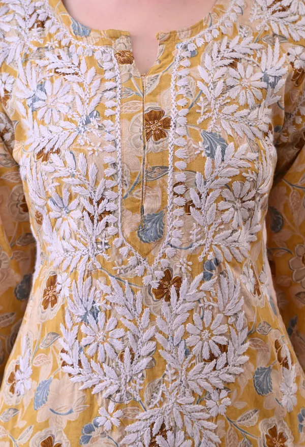 Yellow_Hand-Embroidered_Chikankari_Rayon_Kurta_&_Pant_Set