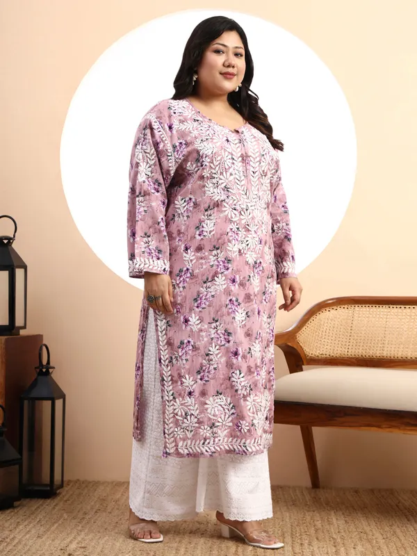Women_Pink_Floral_Hand-Embroidered_Chikankari_Mulmul_Kurta