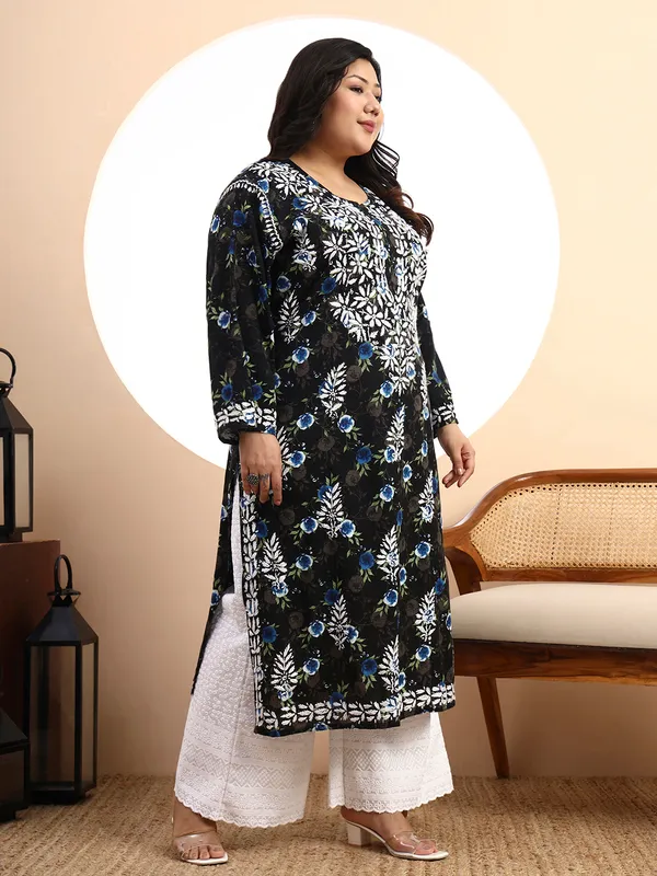Women_Black_Floral_Hand-Embroidered_Chikankari_Mulmul_Kurta
