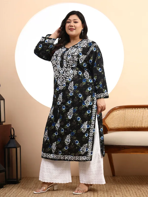 Women_Black_Floral_Hand-Embroidered_Chikankari_Mulmul_Kurta