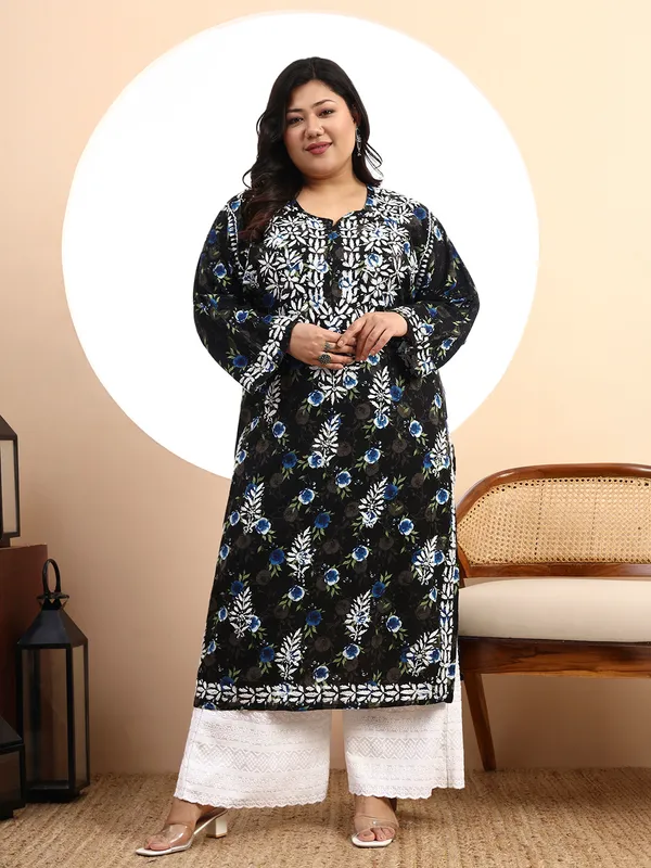 Women_Black_Floral_Hand-Embroidered_Chikankari_Mulmul_Kurta