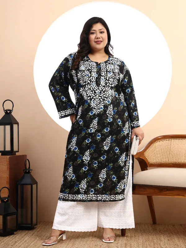 Women_Black_Floral_Hand-Embroidered_Chikankari_Mulmul_Kurta