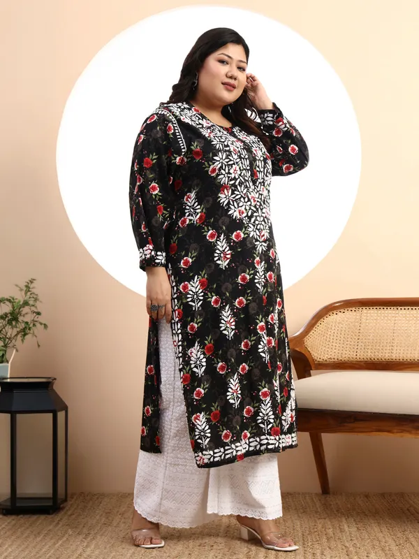 Women_Black_Floral_Hand-Embroidered_Chikankari_Mulmul_Kurta