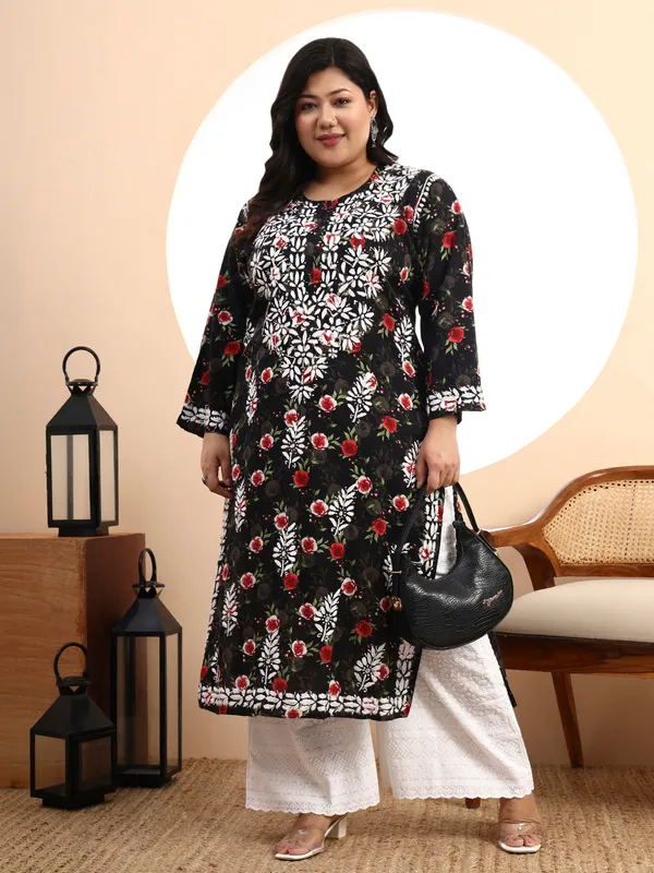 Women_Black_Floral_Hand-Embroidered_Chikankari_Mulmul_Kurta