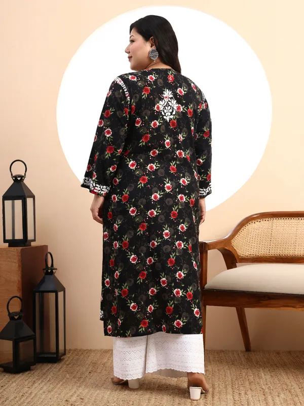 Women_Black_Floral_Hand-Embroidered_Chikankari_Mulmul_Kurta