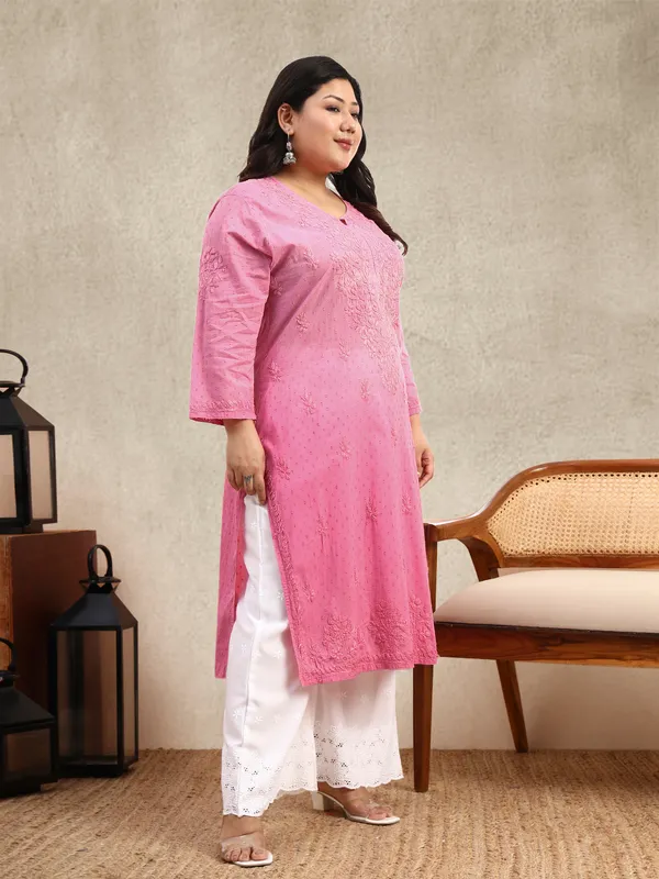 Pink_Ombre_Dobby_Cotton_Plus_Size_Hand_Embroidered_Chikankari_Kurta