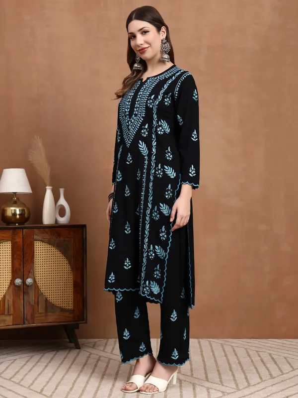 Black_&_Aqua_Blue_Hand_Embroidered_Chikankari_Rayon_Kurta_Set