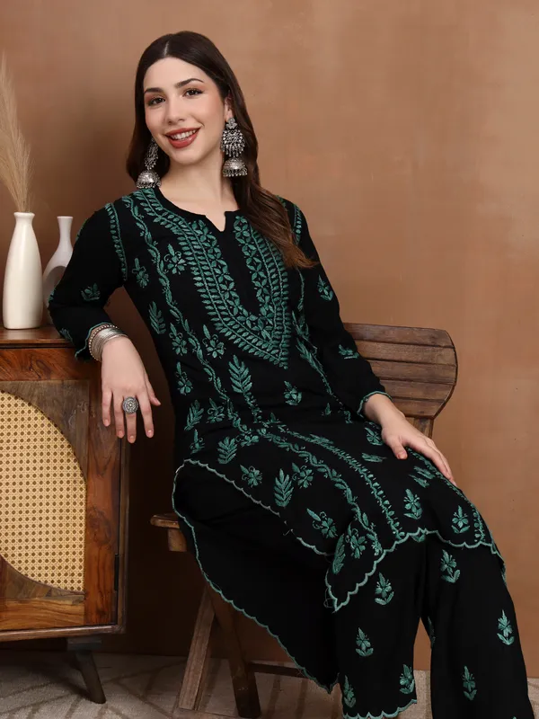 Black_&_Green_Hand_Embroidered_Chikankari_Rayon_Kurta_Set
