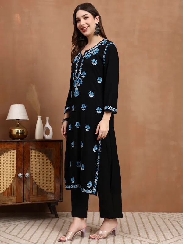 Black_Rayon_Chikankari_Kurta_with_Blue_Floral_Hand_Embroidery