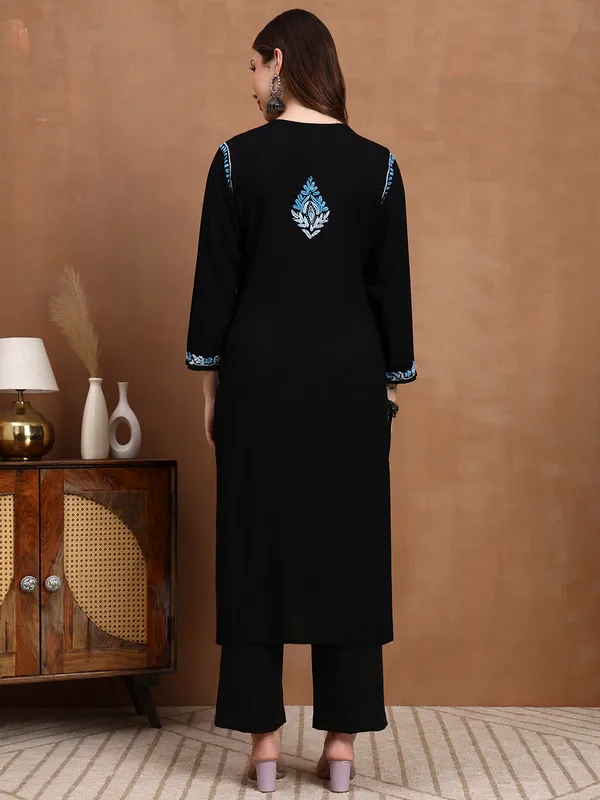 Black_Rayon_Chikankari_Kurta_with_Blue_Floral_Hand_Embroidery
