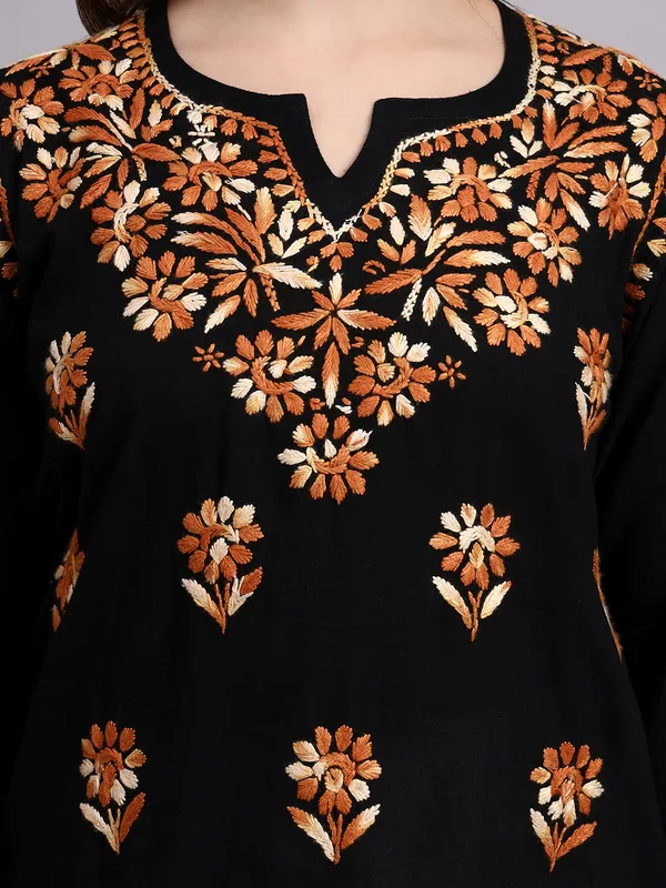 Syrish_Black_Base_Orange_Shaded_Cotton_Chikankari_Hand_Embroidered_Kurti