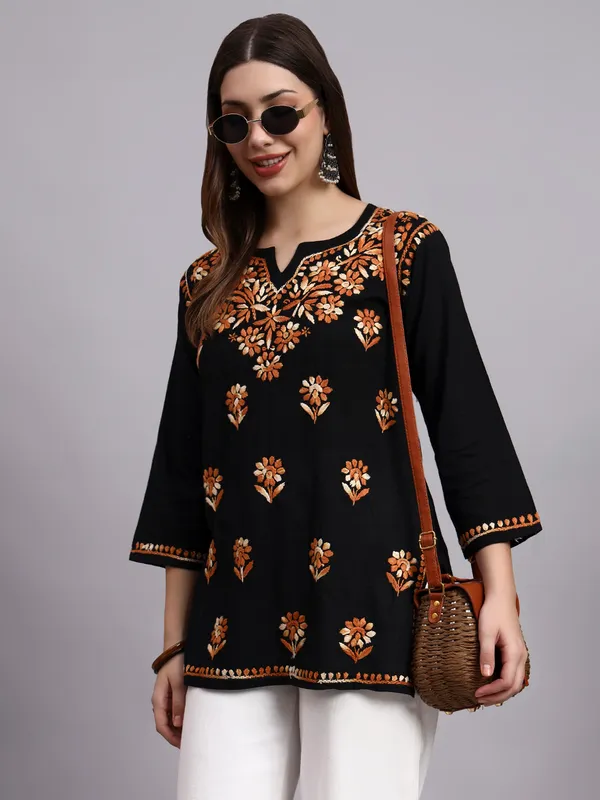 Syrish_Black_Base_Orange_Shaded_Cotton_Chikankari_Hand_Embroidered_Kurti