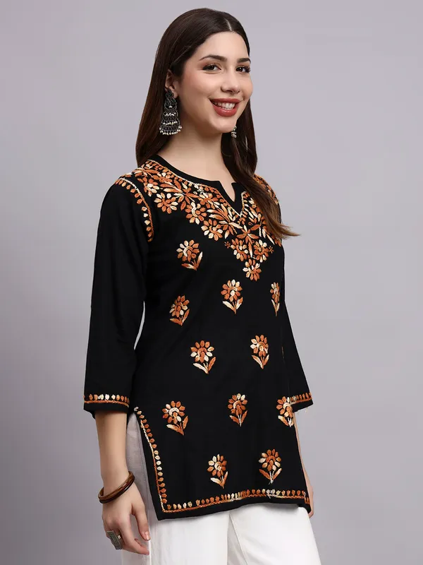 Syrish_Black_Base_Orange_Shaded_Cotton_Chikankari_Hand_Embroidered_Kurti