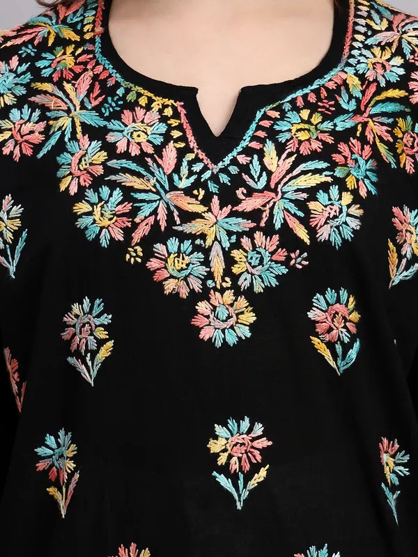 Syrish_Black_Base_Peach_Multi_color_Cotton_Chikankari_Hand_Embroidered_Kurti