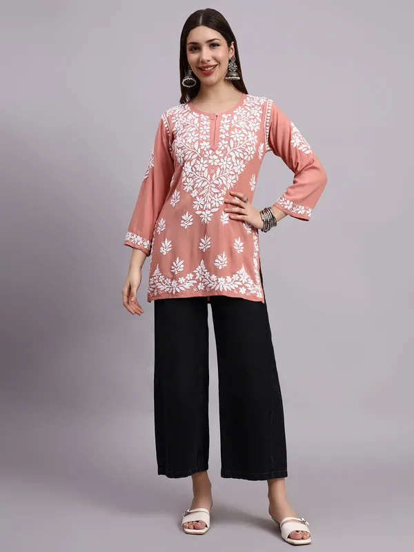 Syrish_Peach_Rayon_Ethnic_Kurti_|_White_Floral_Chikankari_Embroidered_Kurta