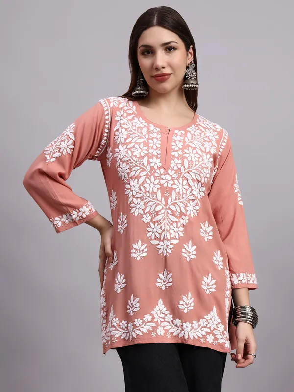 Syrish_Peach_Rayon_Ethnic_Kurti_|_White_Floral_Chikankari_Embroidered_Kurta