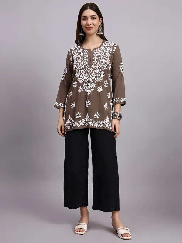 Syrish_Taupe_Brown_Rayon_Ethnic_Kurti_|_White_Floral_Chikankari_Embroidered_Kurta