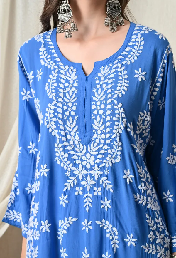 Syrish_Blue_Hand-Embroidered_Chikankari_Modal_Kurta