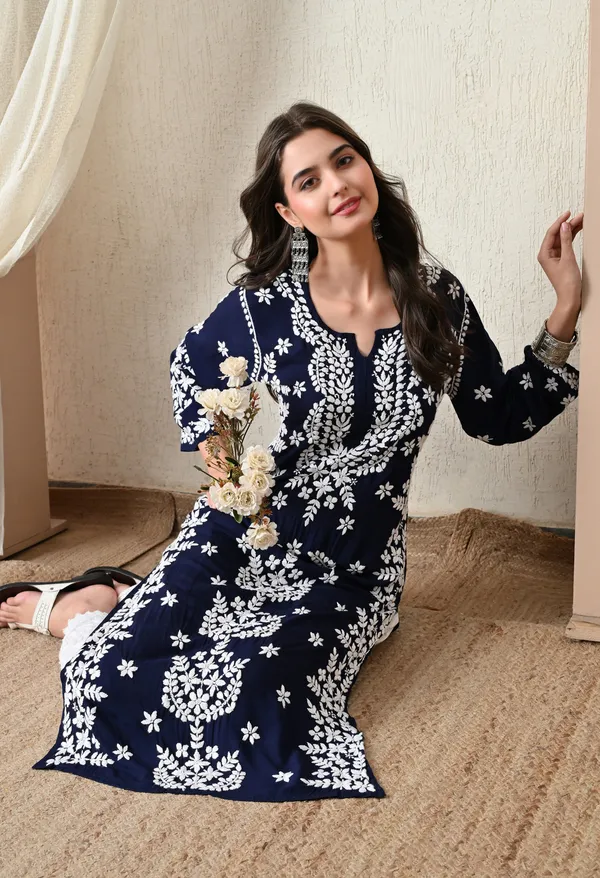 Syrish_Navy_Blue_Hand-Embroidered_Chikankari_Modal_Kurta