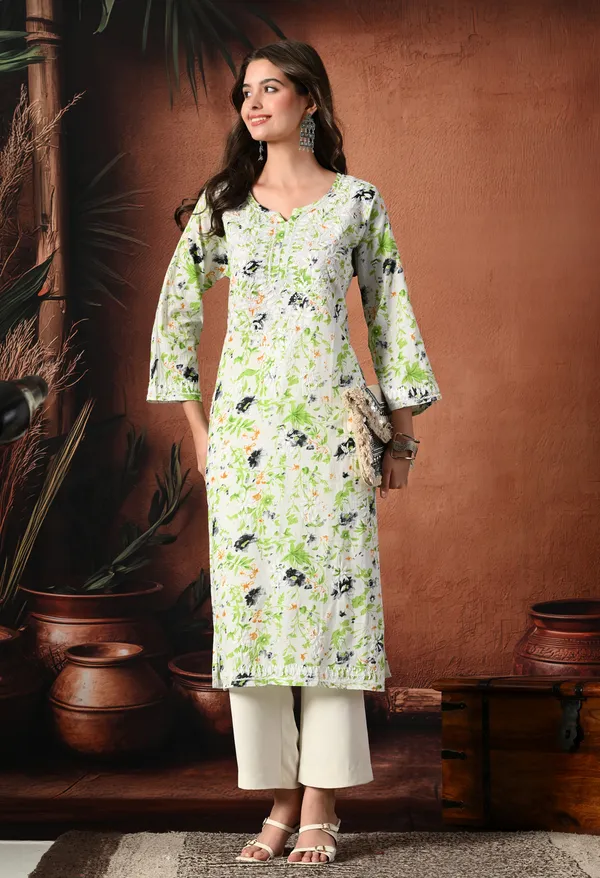 Syrish_black_accents_Floral_Handcrafted_Chikankari_Mulmul_Kurta