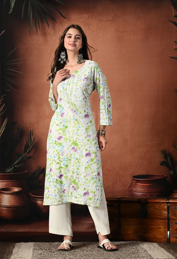 Syrish_Purple_accents_Floral_Handcrafted_Chikankari_Mulmul_Kurta