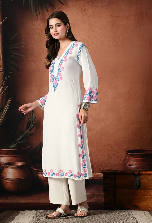 Syrish_Pink_Thread_Hand_Embroidered_Chikankari_Straight_Rayon_Kurta