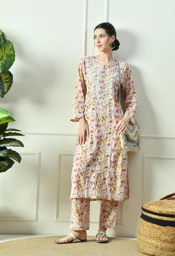 Pastel_Purple_&_Yellow_Floral_Hand_Embroidered_Mulmul_Chikankari_Kurta_Plazo_Set