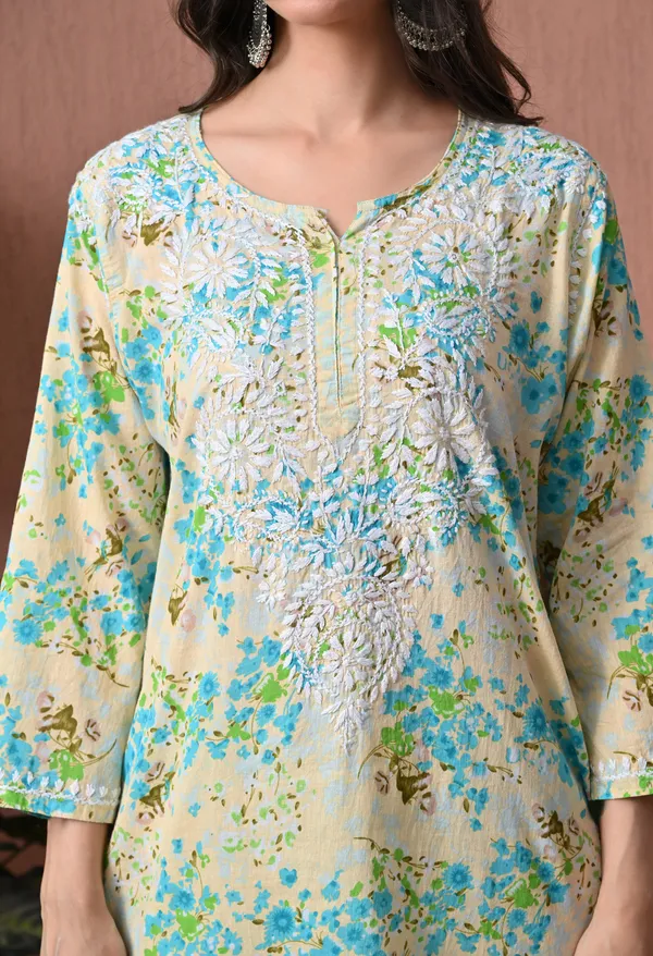 Syrish_Green_Floral_Mulmul_Chikankari_Hand_Embroidered_Kurta_Set