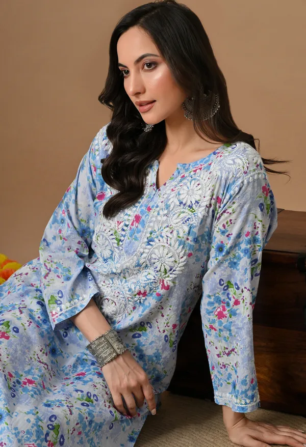 Syrish_Blue_Floral_Mulmul_Chikankari_Hand_Embroidered_Kurta