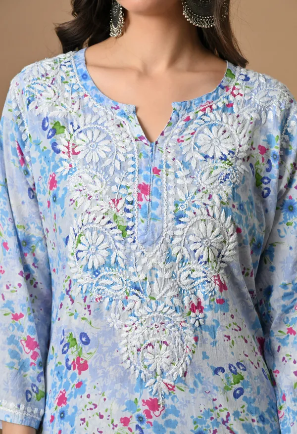 Syrish_Blue_Floral_Mulmul_Chikankari_Hand_Embroidered_Kurta