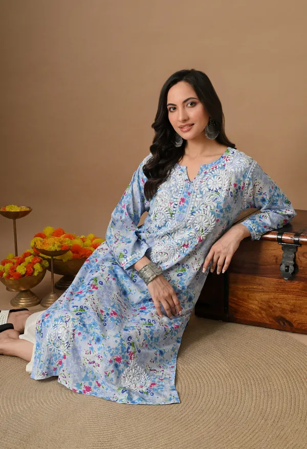 Syrish_Blue_Floral_Mulmul_Chikankari_Hand_Embroidered_Kurta